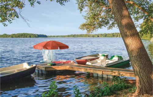 Pinnow House | Lovely Home In Pinnow With Kitchenette