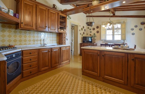 Lucca House | Lovely home in Santo Stefano with WiFi