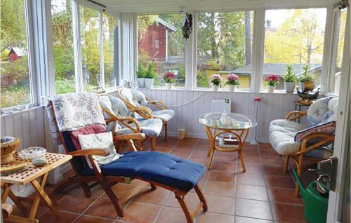Spanga - Tensta House | Lovely Home In Spånga With Kitchen