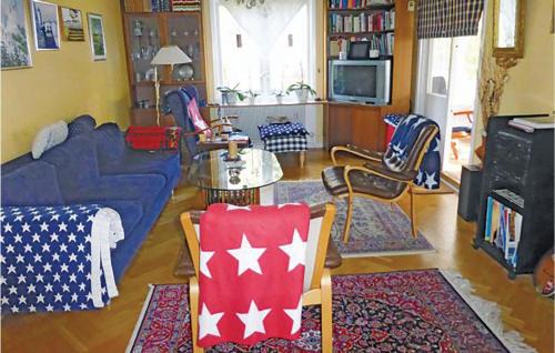 Spanga - Tensta House | Lovely Home In Spånga With Kitchen