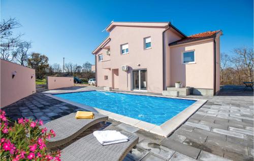 Imotski House | Lovely Home In Vinjani Gornji With Wifi