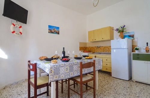 Torre Specchia Ruggeri Apartment | Lovely apartment for 4 people with WIFI, TV and pets allowed, close to Otranto