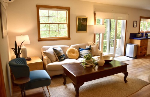 Greenbrae Apartment | Lovely, Large 1 Br Apt in Sunny Central Marin! On 2 acres of gardens & woodlands