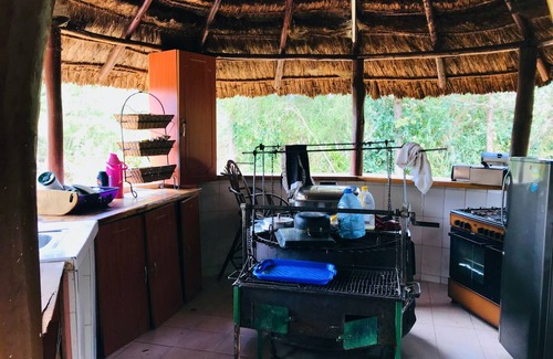 Nanyuki Cabin | Lovely, near Mt Kenya Forest 5.2 kms Nanyuki B&B or Long Stayn0.03 S 37.07454 E