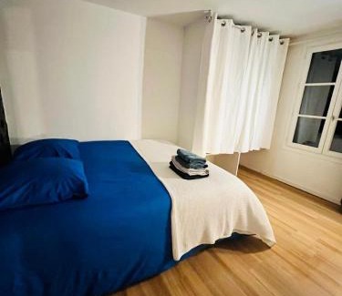 Quartier Sainte-Avoye Apartment | Lovely Place Le Marais Central Paris