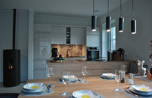 Harlesiel House | Lovely vacation home in Carolinensiel: relaxation for the whole family