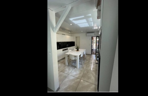 Floirac House | Lovers around a SPA