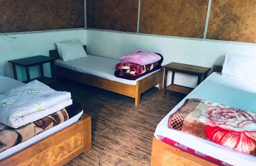 Yuksam House | Lovism Homestay Yuksom