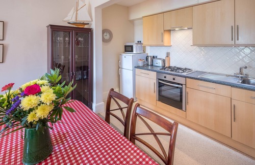 Shanklin Apartment | Luccombe Villa Holiday Apartments - The Pines apartment