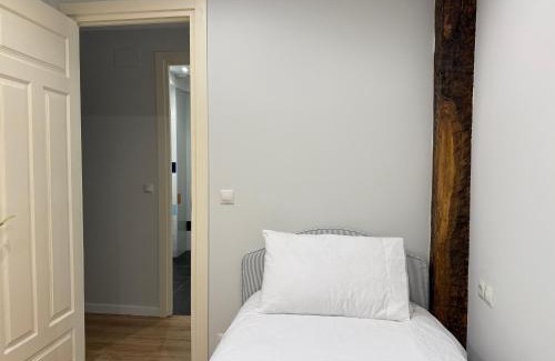 San Francisco Apartment | Lufia Flats 3