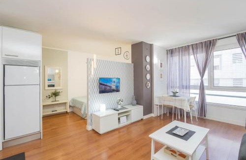Las Palmas de Gran Canaria Apartment | Lujan Suite Playa Las Canteras