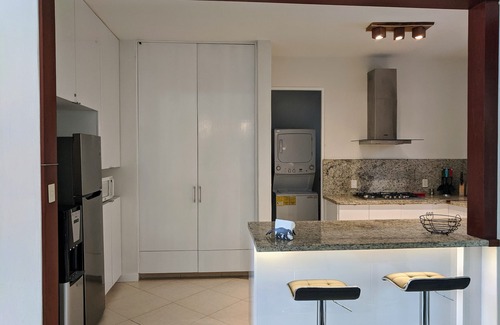 Villa Juarez House | Lujoso Penthouse duplex + rooftop full equipado rodeado de SELVA y MAR