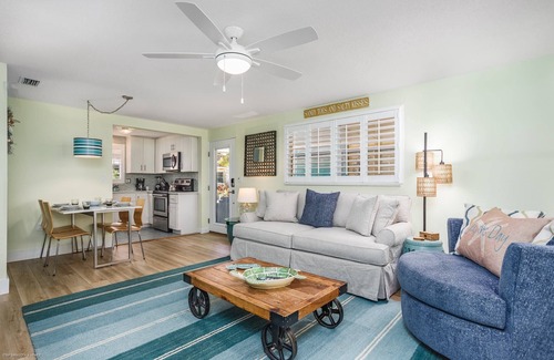 Siesta Key Condo | Lulu's Crescent Cottages - Entire two Unit Complex