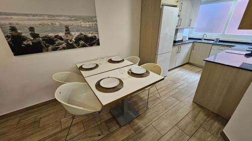 Pueblo Nuevo Apartment | luminoso apartamento 5 personas pueblo nuevo