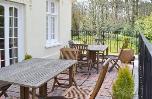 Westleigh House | Luppincott Chambers - Hpps