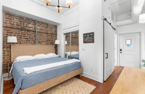 Historic District - North Apartment | Lush Savannah Loft - Near Plant Riverside District