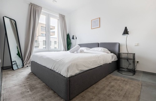 Cessange Apartment | Lux 1BR: King Bed, Balcony, Near City Center