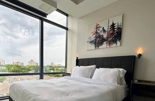 West End Apartment | LUX 2BR 2B Apartment Near Old Town Alexandria
