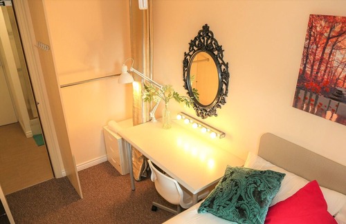 Gamston House | LUX 5 ★ Double room close to Warwick Uni