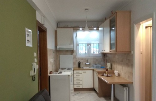 Emmanouil Pappas Condo | LUX GroundFloor Studio for 3 guests in Agio Pnevma