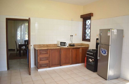 Shanzu Apartment | Lux Suites Dofils Sunset Apartments