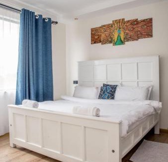 Thompson Estate Apartment | Lux Suites Oasis of Peace Apartments