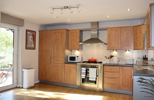 Newhaven Apartment | LuxApartment - Port Of Leith -Secure Parking