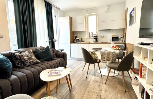 Krk House | LuxArt City SPA Residence Krk