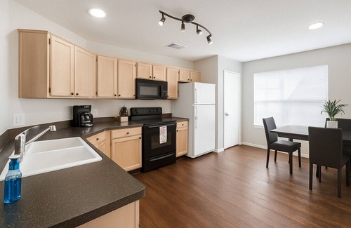 Frisco House | Luxe 3B Cozy, Spacious Home | 5-Star Stay in Frisco