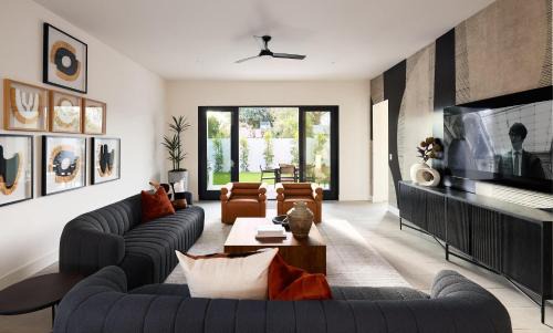 Southwest Village House | LUXE-Boho House-Heated Pool-Camelback Mountain
