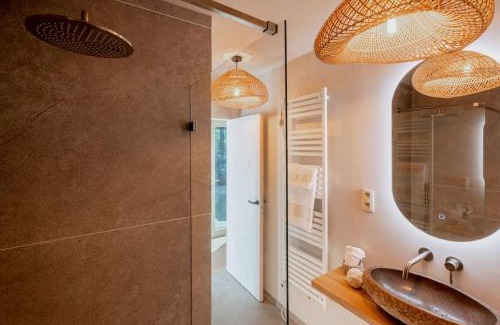 Westmeerbeek Ski Chalet | Luxe chalet met sauna in een oase van rust