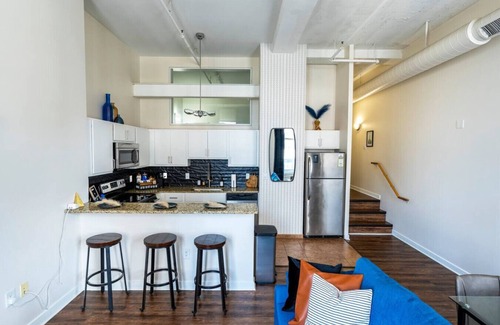 Mile Square Apartment | Luxe Condo Near Convention Center & Downtown Indy