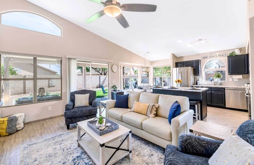 Western Skies House | Luxe Gilbert Oasis - Close to Spring Training