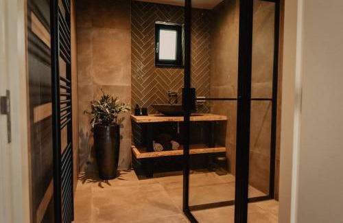 Municipality of Alphen-Chaam House | Luxe schuurwoning 't Nieuwt in Chaam, Nederland