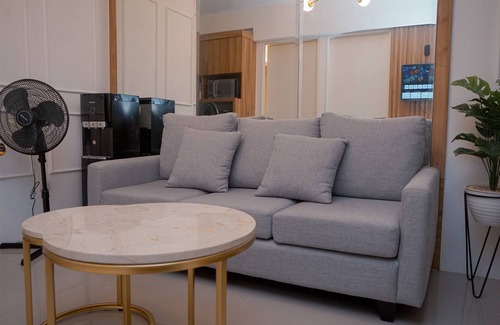 South Tangerang Apartment | Luxurious 2BR at Urbantown Serpong Apartment