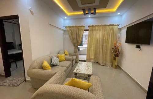 Karachi Apartment | Luxurious 2BR DD Apartment near Karachi Airport Malir Cantt