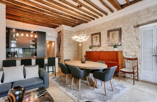 Bonne-Nouvelle Apartment | Luxurious 3BD with 3BR and AC