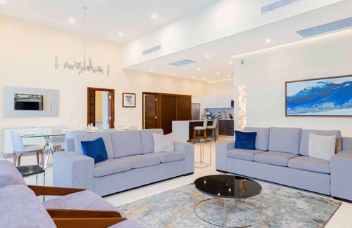 Santa Rosa Resort | Luxurious 3BR Penthouse Villa la Valencia Cabo Sleeps 8; Available Jul 5-Jul 12