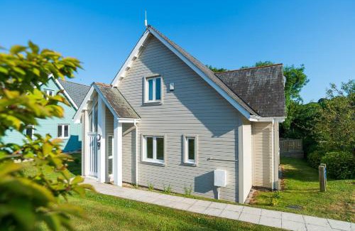 St Austell House | Luxurious 4 Bedroom New England Style Villa - Trewhiddle V11