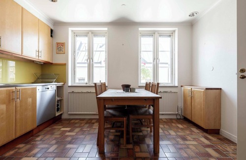 Innerstaden House | Luxurious 5-Bedroom Villa with Sauna and terrace