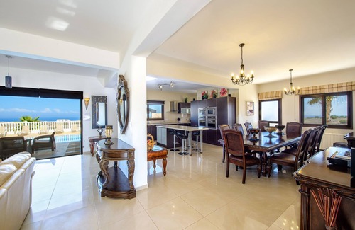 Paralimni Villa | Luxurious Cyprus Villa | FREE unlimited WI-FI | Spectacular Views | Large Pool