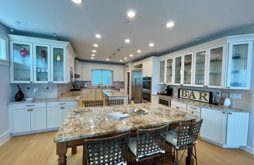 Devon House | Luxurious, Direct Oceanfront Home with Private Beach