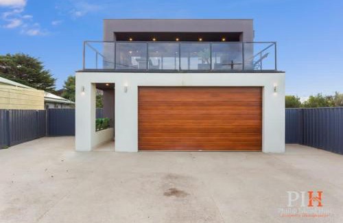 Sunderland Bay House | Luxurious Home Close to The Beach
