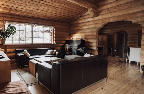 Frederikssund Municipality Cottage | Luxurious log house near water, fjord and forest
