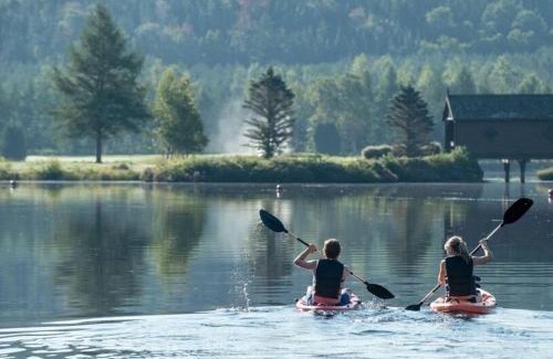 Saint-Faustin-Lac-Carre Ski Chalet | Luxurious Scandinavian Golf Chalet with Private Spa