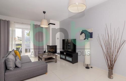 Alexandroupoli Apartment | Luxurious Tsimiski 3BDR 3rd Floor
