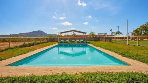 Prado del Rey Villa | Luxurious Villa in Prado del Rey with Pool