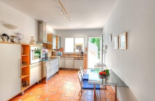 Golfe Juan Villa | Luxurious villa with infinity pool and an amazing 180° view to the sea