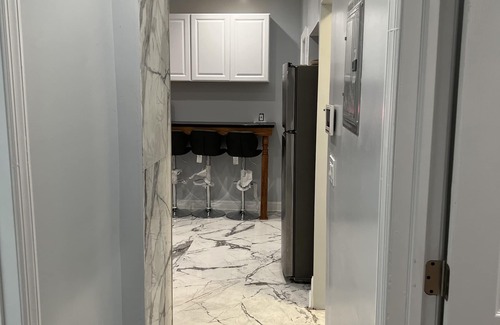 Newark Apartment | Luxuriously furnished 4 bedroom apartment