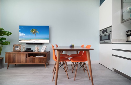Seven Mile Beach Apartment | Luxury 1 bed apartment near Seven Mile Beach at The Grove